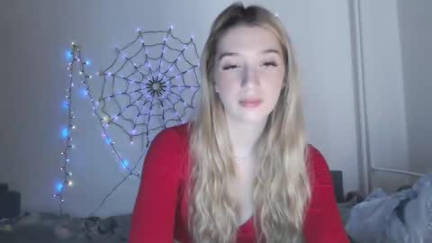 honeyveil online show from November 2025 01:21:02 PM