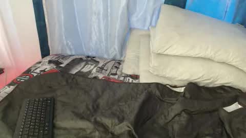 Snapshot of honeywhisper69 chatting on October 2025 07:44:02 PM honeywhisper69 online show from October 2025 07:44:02 PM