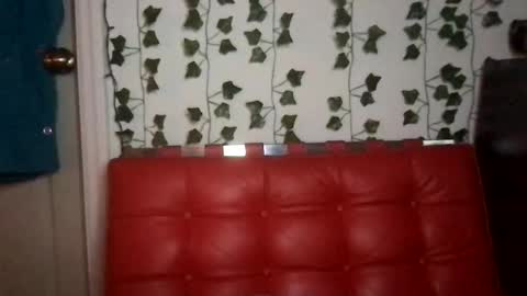 Snapshot of honeyy_89 chatting on September 2025 02:33:01 AM honeyyy89 online show from September 2025 02:33:01 AM