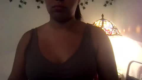 Snapshot of honeyy_89 chatting on October 2025 06:05:02 PM honeyyy89 online show from October 2025 06:05:02 PM