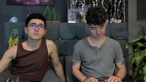 Alex and Camilo online show from January 2025 12:30:01 AM