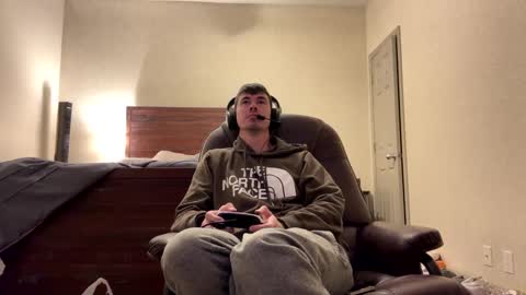 Justin 7 inches online show from December 2024 10:10:01 PM