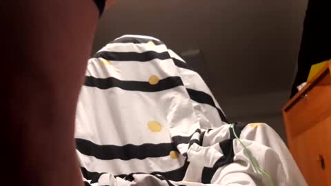 hornycock_1993 online show from December 2024 05:27:01 AM