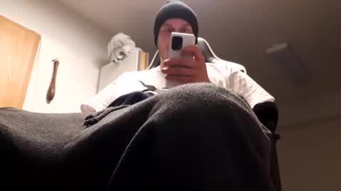 hornycock_1993 online show from December 2024 10:26:02 PM