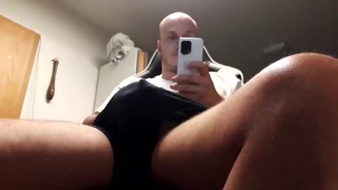 hornycock_1993 online show from December 2024 01:37:01 AM