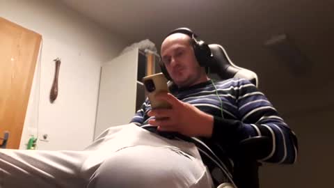 hornycock_1993 online show from December 2024 07:32:01 PM