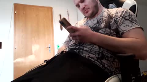 hornycock_1993 online show from February 2025 08:10:02 AM