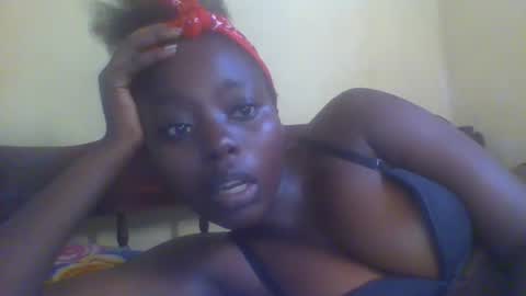 Snapshot of hornygal001 chatting on December 2024 01:16:02 PM hornygal001 online show from December 2024 01:16:02 PM