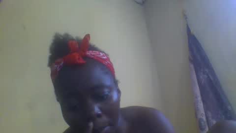 Snapshot of hornygal001 chatting on December 2024 01:22:02 PM hornygal001 online show from December 2024 01:22:02 PM