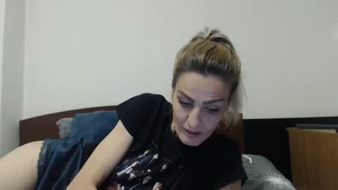 AshlineKatte online show from December 2024 06:15:02 PM