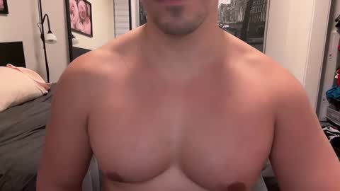 Snapshot of hornysmoothjock chatting on January 2025 10:02:01 PM hornysmoothjock online show from January 2025 10:02:01 PM