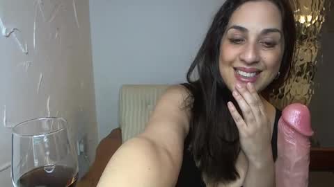 Snapshot of hornywifebbw chatting on February 2025 02:17:02 AM Mary Coelho online show from February 2025 02:17:02 AM