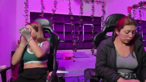 hornyy mom online show from October 2025 01:47:02 PM