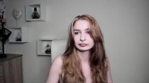 NINA online show from October 2025 05:51:02 AM