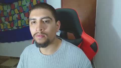 Snapshot of hot__husbands chatting on November 2025 01:38:02 AM hot__husbands online show from November 2025 01:38:02 AM