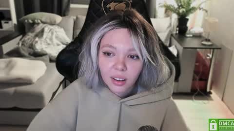   online show from December 2024 09:48:01 PM