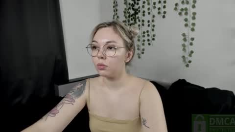   online show from October 2025 06:50:02 PM