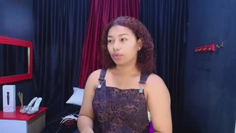 hot chocolate 4u online show from December 2024 12:07:02 PM