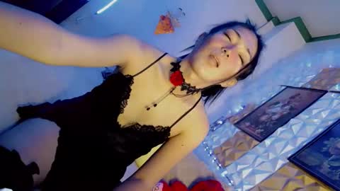 its me CLAUDIA online show from March 2025 08:19:02 AM