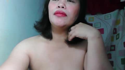 Snapshot of hot_clit28 chatting on March 2025 03:43:01 AM ana online show from March 2025 03:43:01 AM