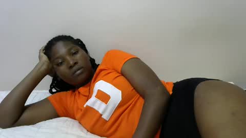 LONNAH online show from January 2025 12:04:02 PM