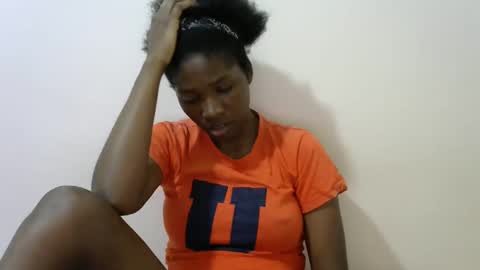 LONNAH online show from February 2025 09:08:02 PM
