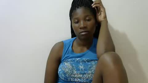 LONNAH online show from February 2025 09:36:01 PM