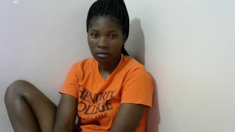 LONNAH online show from February 2025 03:52:02 AM