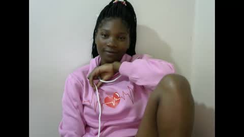 LONNAH online show from February 2025 09:16:02 PM