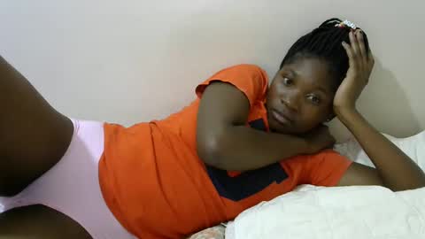 LONNAH online show from February 2025 07:41:02 PM