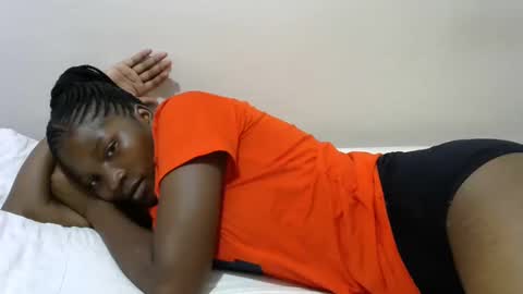 LONNAH online show from March 2025 05:07:01 AM