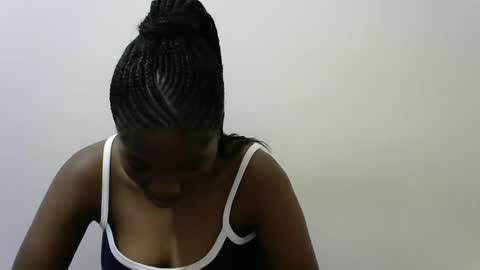 LONNAH online show from March 2025 04:44:02 PM