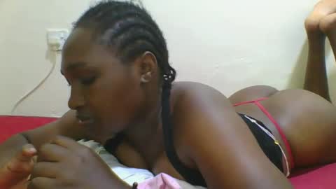 Snapshot of hot_masha chatting on December 2024 02:52:02 PM hot_masha online show from December 2024 02:52:02 PM
