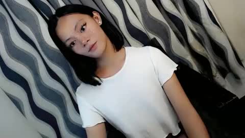 SWEET AGATHA online show from March 2025 10:57:01 AM