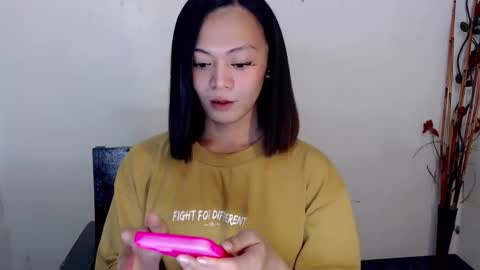 SWEET AGATHA online show from November 2025 02:18:01 PM