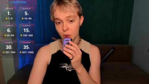 Snapshot of hot_twinkboy chatting on February 2025 03:31:02 PM hot_twinkboy online show from February 2025 03:31:02 PM