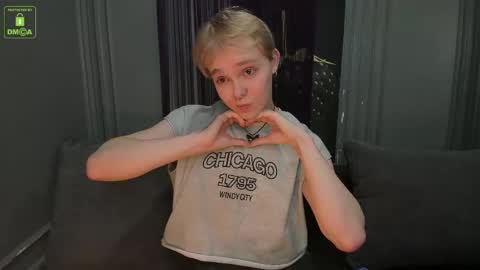 Snapshot of hot_twinkboy chatting on February 2025 10:44:02 AM hot_twinkboy online show from February 2025 10:44:02 AM