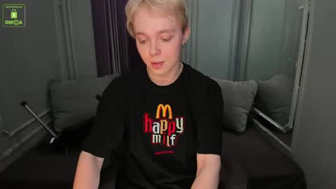 Snapshot of hot_twinkboy chatting on February 2025 11:30:01 AM hot_twinkboy online show from February 2025 11:30:01 AM