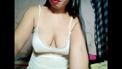 hot_warrios247 online show from February 2025 12:30:01 AM