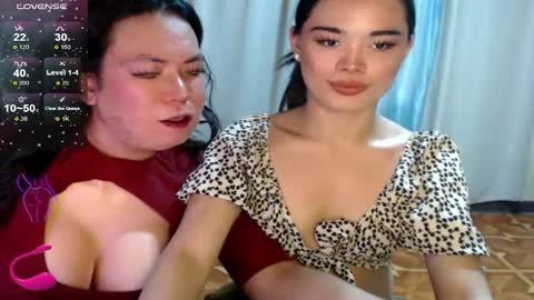 Snapshot of hotasian_mama chatting on October 2025 07:29:01 AM Grace online show from October 2025 07:29:01 AM