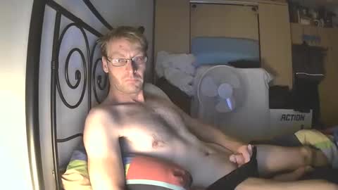 hotbilly_39 online show from September 2025 11:04:02 PM