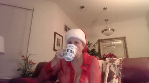 hotblondemilf1962 online show from December 2024 10:17:01 AM