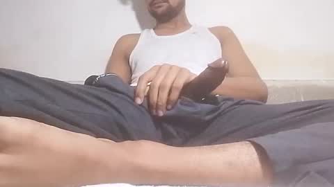 Snapshot of hotboy285 chatting on November 2025 02:43:02 AM hotboy285 online show from November 2025 02:43:02 AM