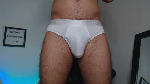 Snapshot of hotboyneon490 chatting on January 2025 12:37:02 AM Alex Neon online show from January 2025 12:37:02 AM