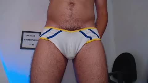 Snapshot of hotboyneon490 chatting on January 2025 08:36:01 PM Alex Neon online show from January 2025 08:36:01 PM