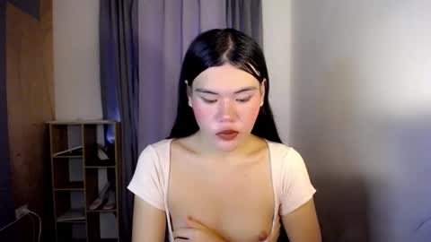 Snapshot of hotbunnyrainx chatting on November 2025 02:23:02 AM rain online show from November 2025 02:23:02 AM