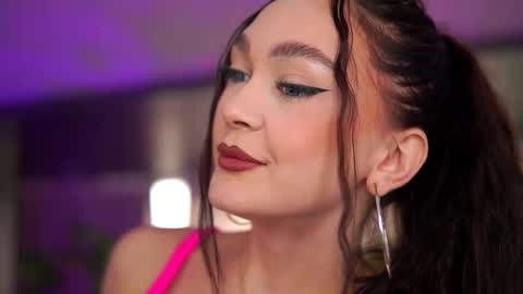 Anais online show from November 2025 09:42:02 AM