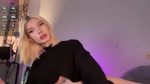 hotchubently online show from October 2025 02:50:01 PM