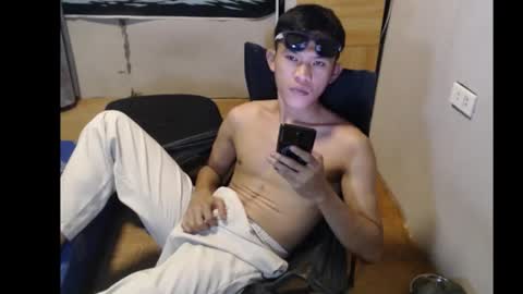 Snapshot of hotcuteasianxx chatting on October 2025 08:35:01 AM hotcuteasianxx online show from October 2025 08:35:01 AM