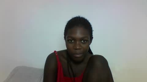 Snapshot of hotcutetracie chatting on October 2025 02:48:01 PM VICTORIA online show from October 2025 02:48:01 PM